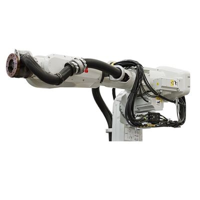 Eficacia alta IRB6700-200/2.6 con el manipulante y los sopletes como máquina de la soldadura por puntos