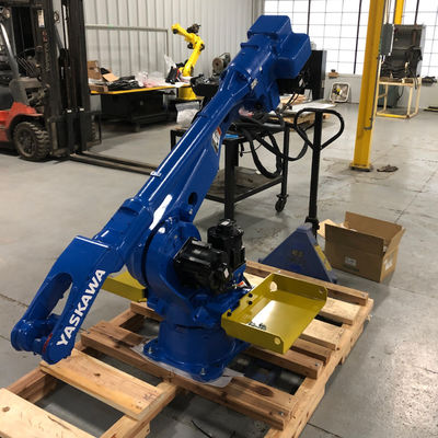 Robot industrial automático de Motoman AR1440 de la soldadora con el soldador RD350S del precio de la máquina de la soldadura AL ARCO