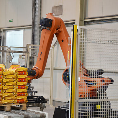 PA R3200 del KR 120 de la máquina del CNC del robot que empalieta con el alcance de 3195M M para el equipo de manipulación de materiales