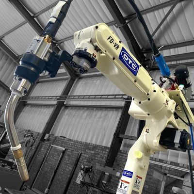 Equipamiento médico externo del soplete DM350 de TIG Welding Robot 6 AXIS FD-V8
