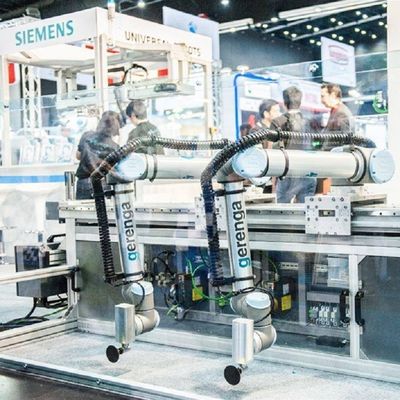 Robot ligero UR 5e de Cobot con el manipulante de la carga útil 5KG como robot colaborativo para la máquina de la selección y del lugar