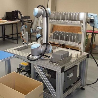 Mini Robot UR 3e del robot colaborativo con la carga útil 3KG como Cobot para las piezas del equipo de manipulación de materiales