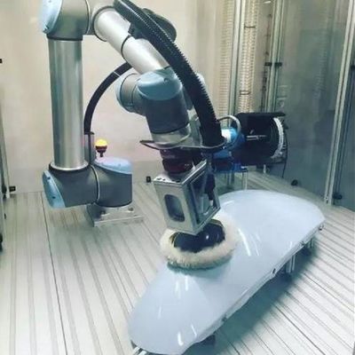 Robot colaborativo rápido y exacto UR 16e con el manipulante de la carga útil 16KG como robot de Cobot para el embalaje