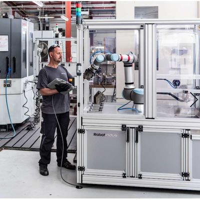 Brazo robótico del robot de montaje UR16e 6 AXIS para el robot colaborativo electrónico