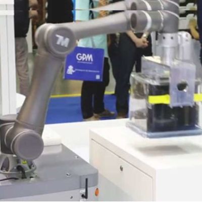 El robot colaborativo TM5-700 escoge y coloca el brazo 6 AXIS del robot como Cobot