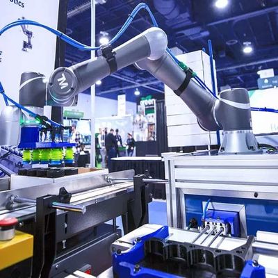 Brazo robótico 6 AXIS del robot TM5-900 de la selección y del lugar como robot colaborativo