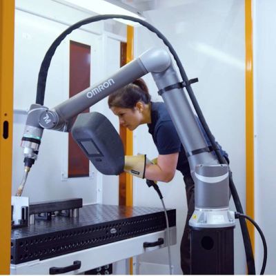 Automatización del brazo robótico de soldadura OMRON TM12 6 Ejes Brazo robótico como robot colaborativo