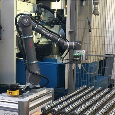 Brazo 6 AXIS OMRON TM14M With Visual Camera del robot que maneja el robot como Cobot