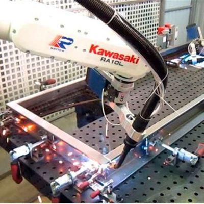Robot de soldadura automática RA010N 6 AXIS con los soldadores del arco como robot de soldadura