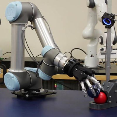 Brazo colaborativo industrial Cobot del robot de AXIS del universal 6 del robot del robot UR5