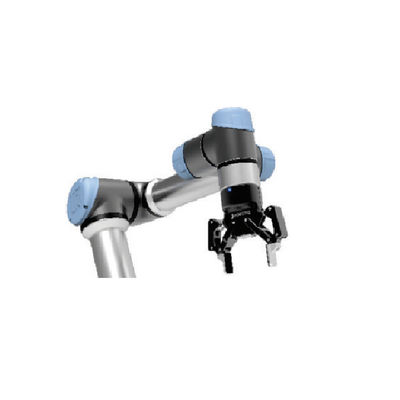 Trabajo adaptante de Robotiq 2F-140 del agarrador para el uso el tender de la máquina y de la asamblea de motor con Cobot como agarrador de la mano