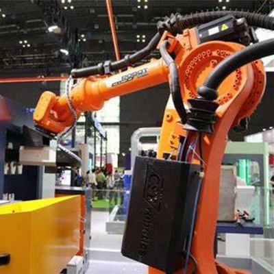 6 robótica robótica industrial China del brazo QJR20-1600 de AXIS como robot de rociadura