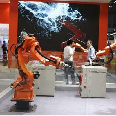 6 robótica robótica industrial China del brazo QJR20-1600 de AXIS como robot de rociadura