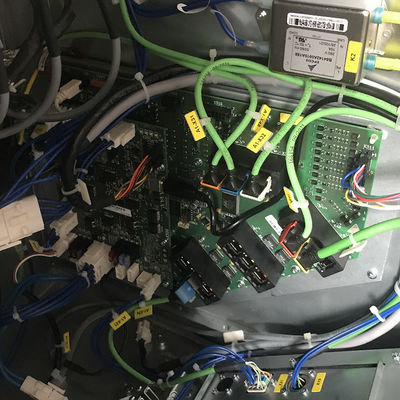 La CCU de KUKA sube a 00-235-627 como placas madres de CIB+PMB del módulo de circuito de seguridad de los accesorios del robot de KUKA