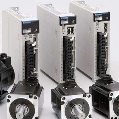 Servoconductor SGM7J-A5A7C6E Servo motor CA para automatización del brazo del robot como servo motor