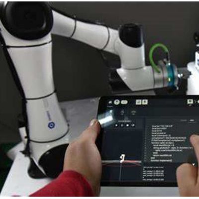 Brazo robótico 6 Ejes CR5 Cobot Robot 5 kg Carga útil para carga y descarga automática como cobot