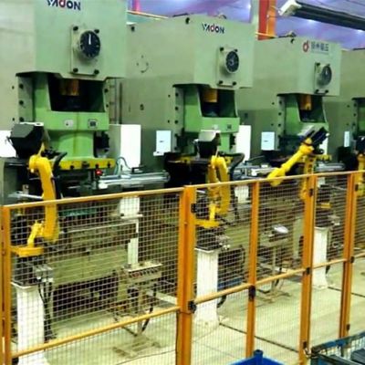 Brazo del robot de manipulación 6 Eje ER50-2100 con posicionador de soldadura CNGBS para robot de manipulación de materiales