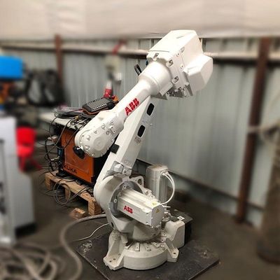 Brazo robótico ABB IRB2600 de 6 AXIS del robot industrial para el robot y la empaquetadora que empalietan que embalan