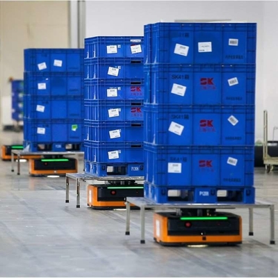 AGV Robot Q3-600C Carga útil de 600 kg con CNGBS Cobot Robot Arm para el proyecto de automatización como AGV