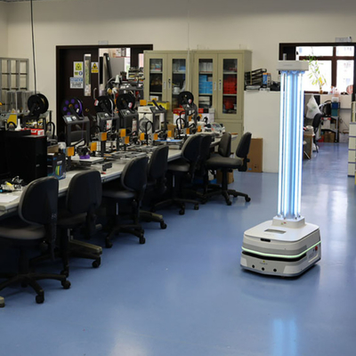 Robot ULTRAVIOLETA elegante de la desinfección de la luz UV del robot del AGV de Geek+ el guarda de la salud pública
