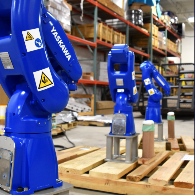 Robot industrial de Yaskawa MOTOMAN GP8 para la selección de la elevación del brazo del manipulante que muele 2